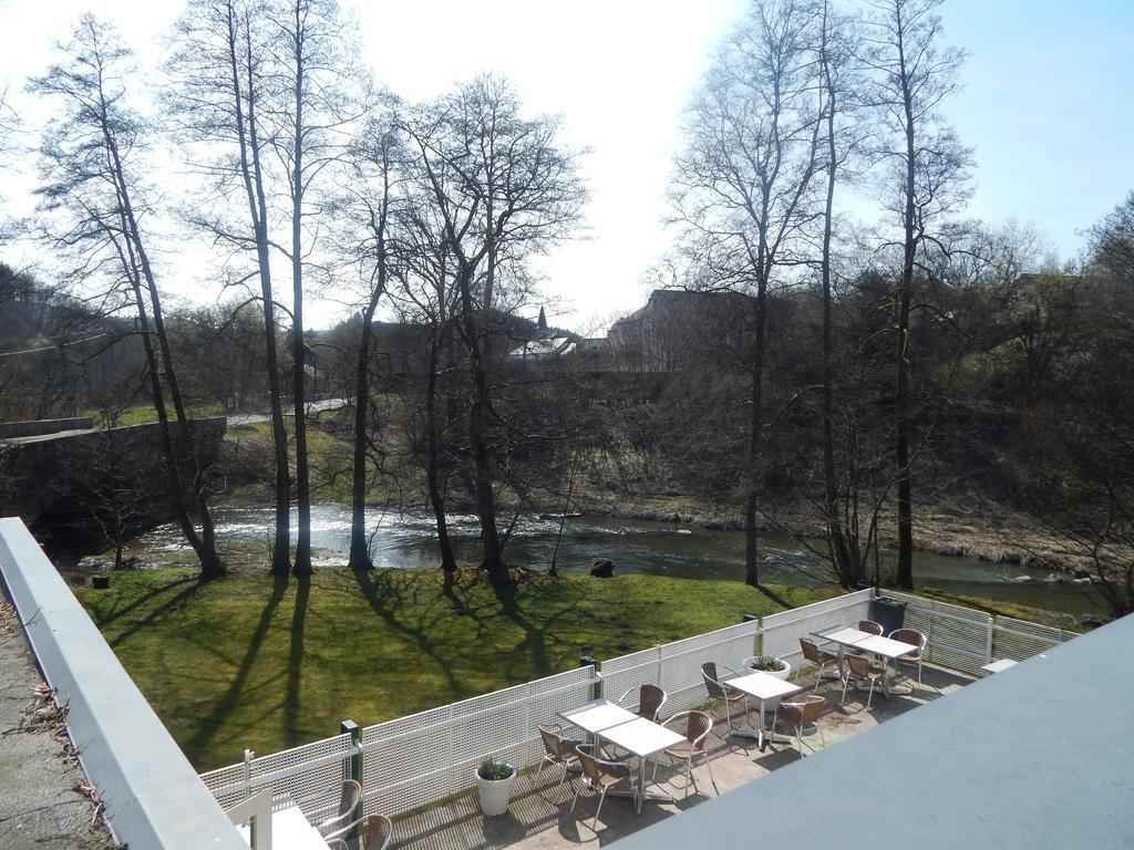 Hotel Le Martin Pecheur Fauvillers Exterior photo